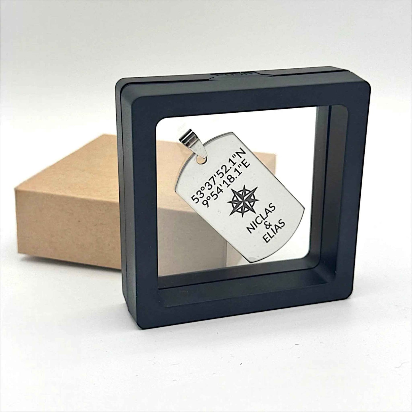 Military Halskette · Edelstahl Gravur · Kompass & Koordinaten