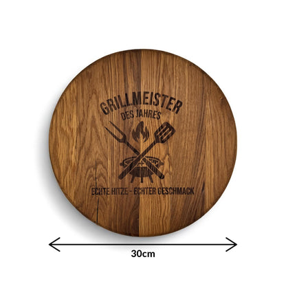 Eichenholz-Schneidebrett „Grillmeister des Jahres“ – graviert & personalisierbar