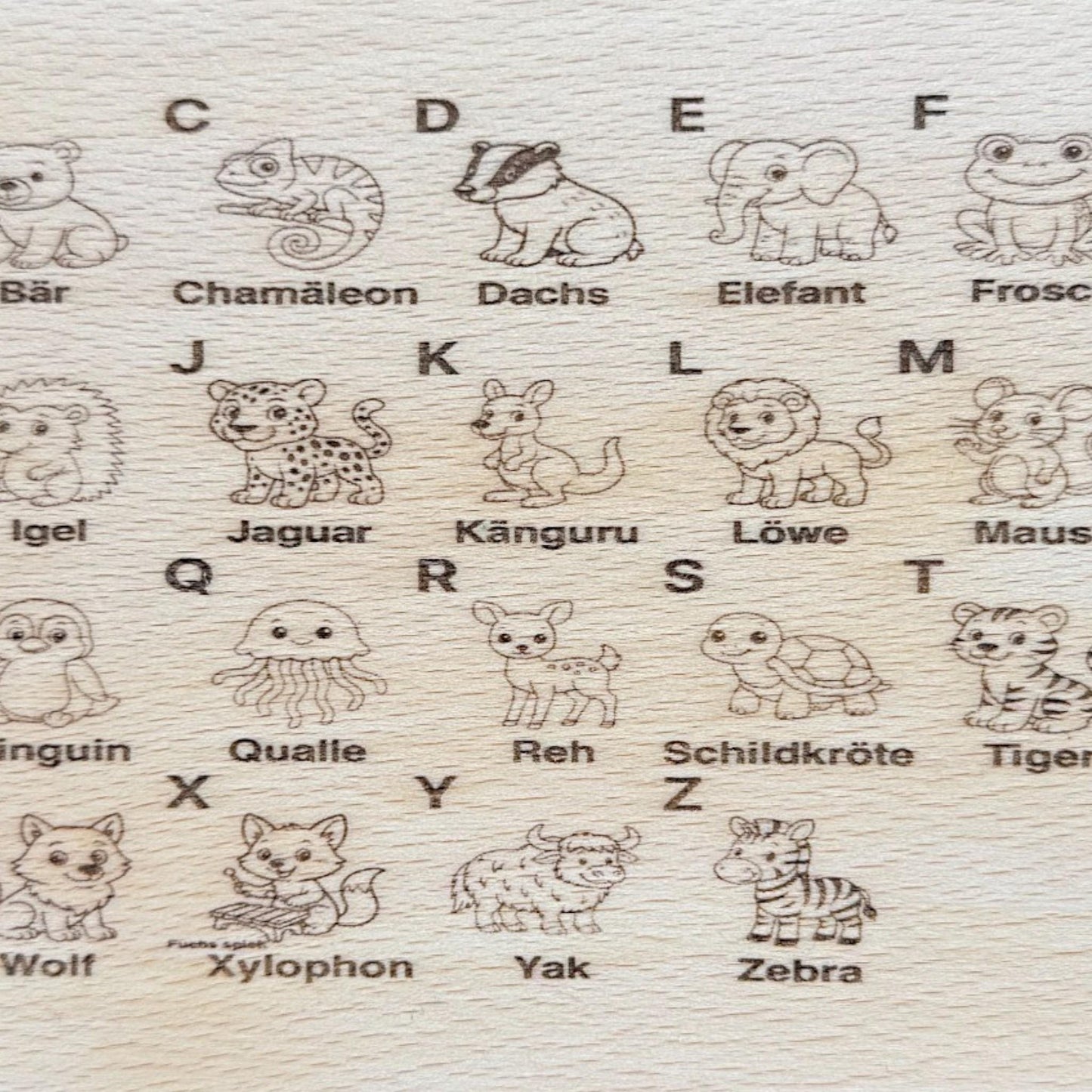 Tier-ABC Brett aus Holz, lasergraviert mit süßen Tiermotiven zu jedem Buchstaben, Lernhilfe für Vorschule, Kindergarten und Grundschule.